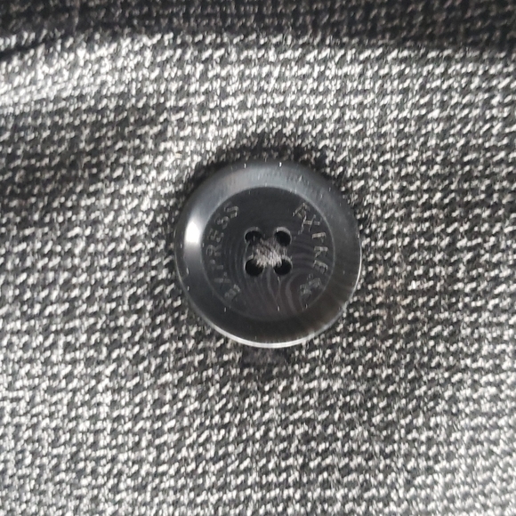 Blazer - Picture 2 of 5